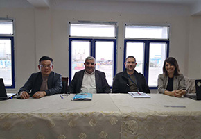 訪問(wèn)阿爾及利亞